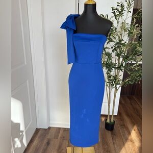 Chic One-Shoulder Blue Dress